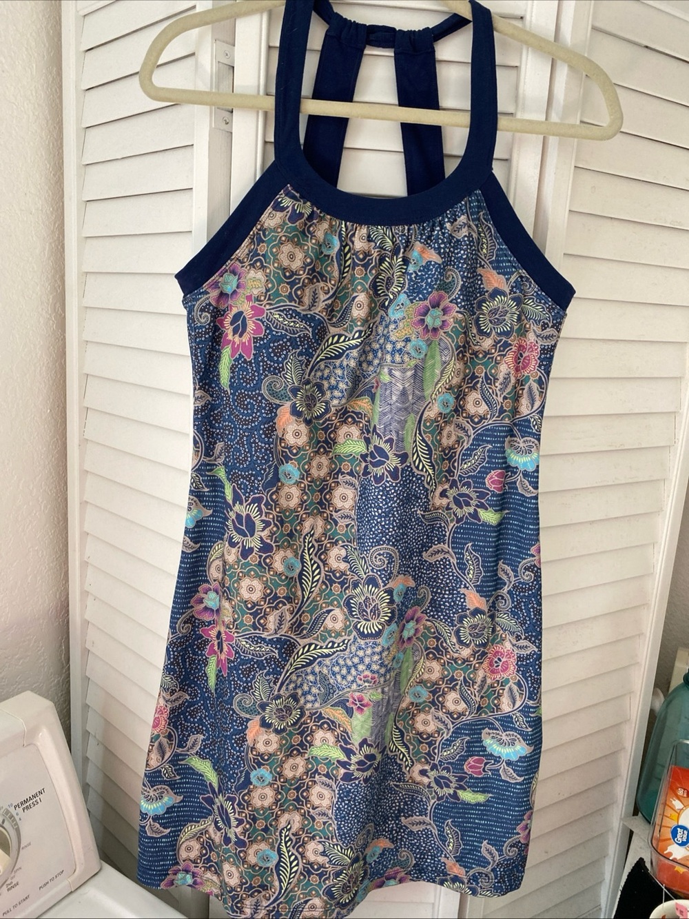 PrAna Quinn “RacerBack Sports Dress w/Built In Bra” Size M Navy Paisley EUC